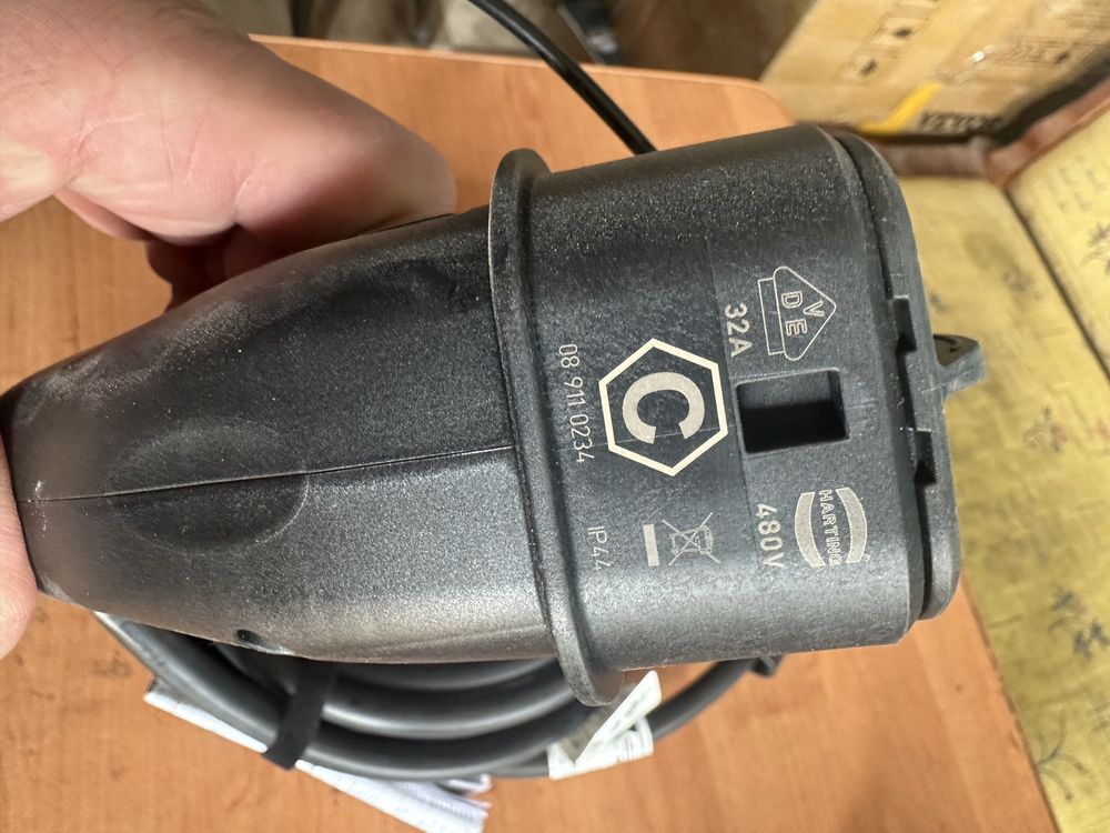 Кабель для зарядки audi e-tron,4n0971675j
