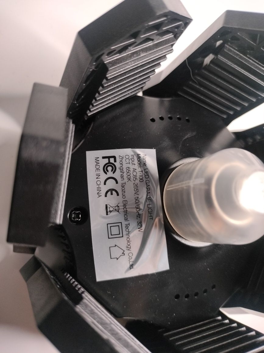 2 Lampy garażowe LED sufitowa rozkładana