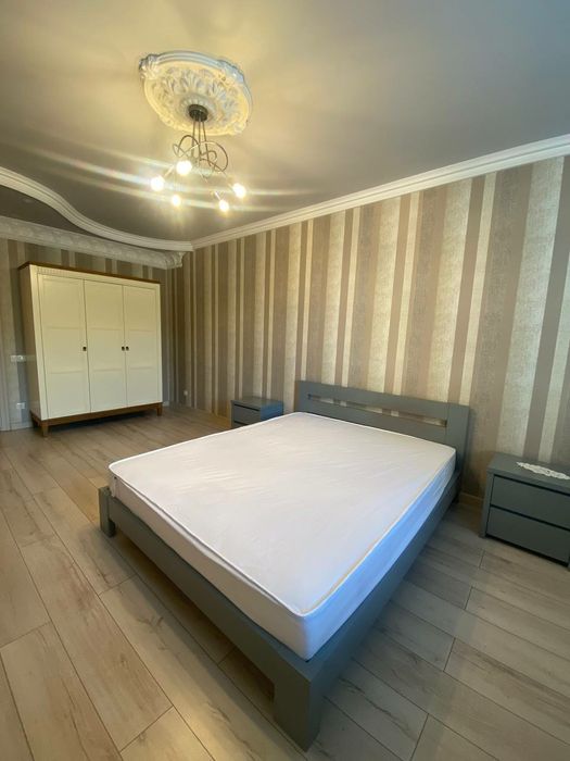 Здам квартиру в ЖК на Прорізній з терасою!