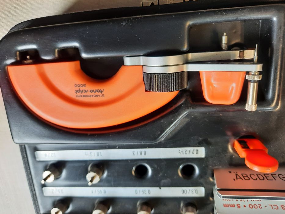 Estojo de desenho técnico de made in Germany