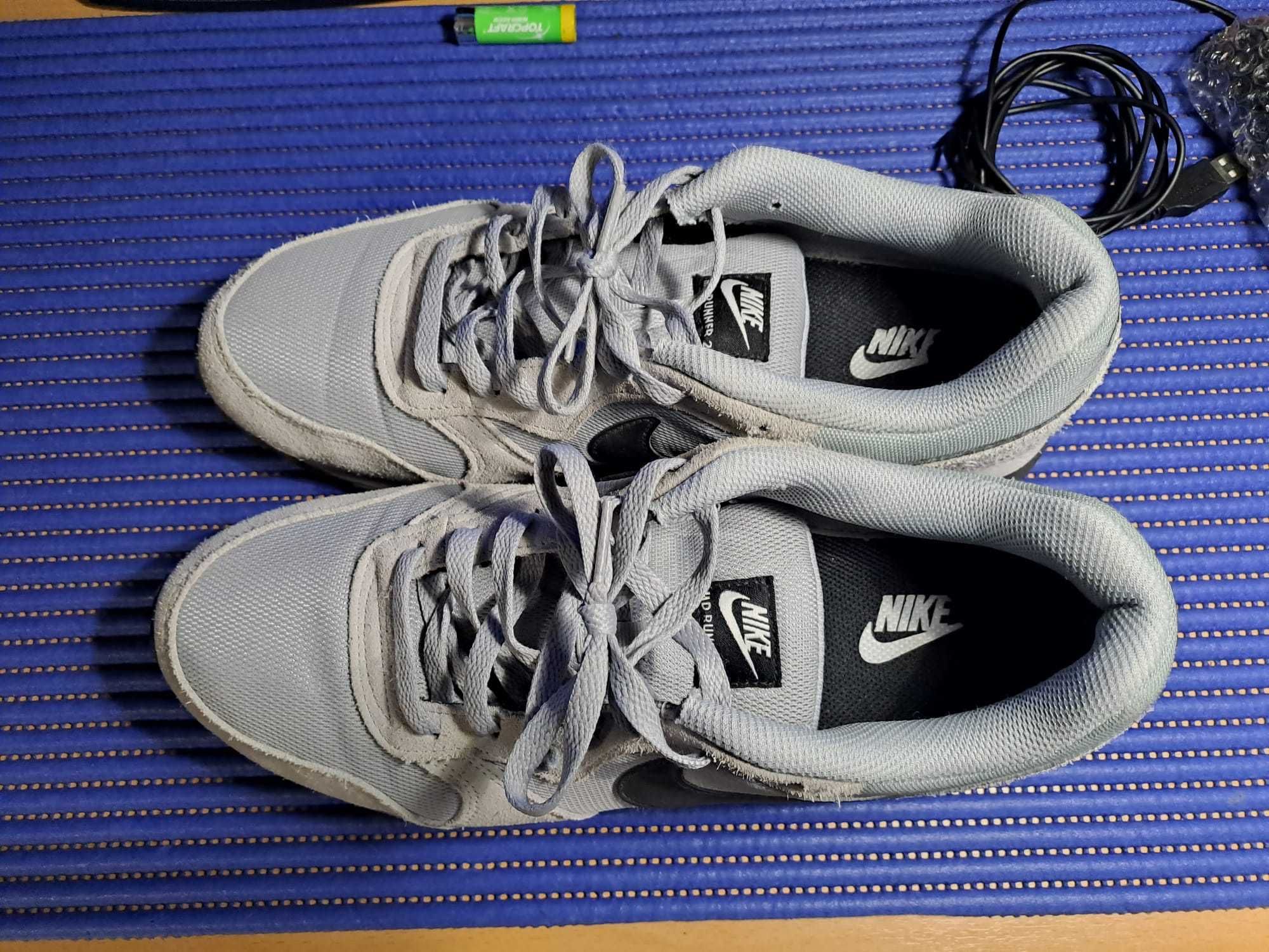 Nike MD Runner 2 N.º 44.5