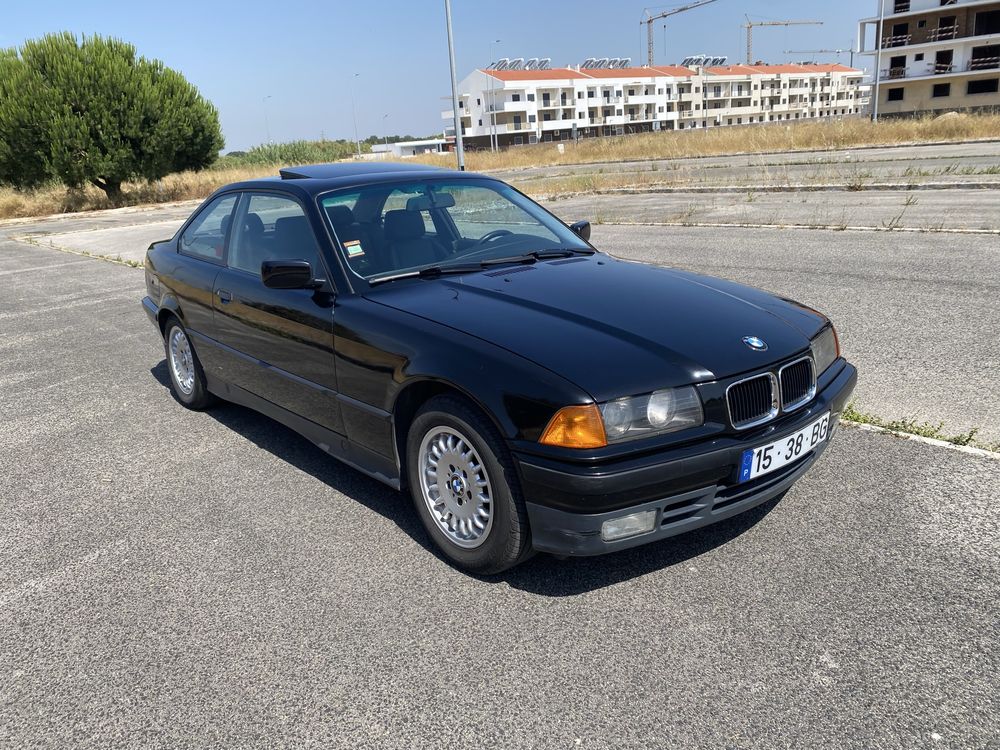BMW 318is pack m interior