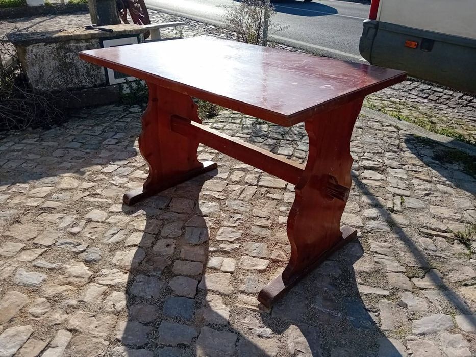 Mesa  em madeira