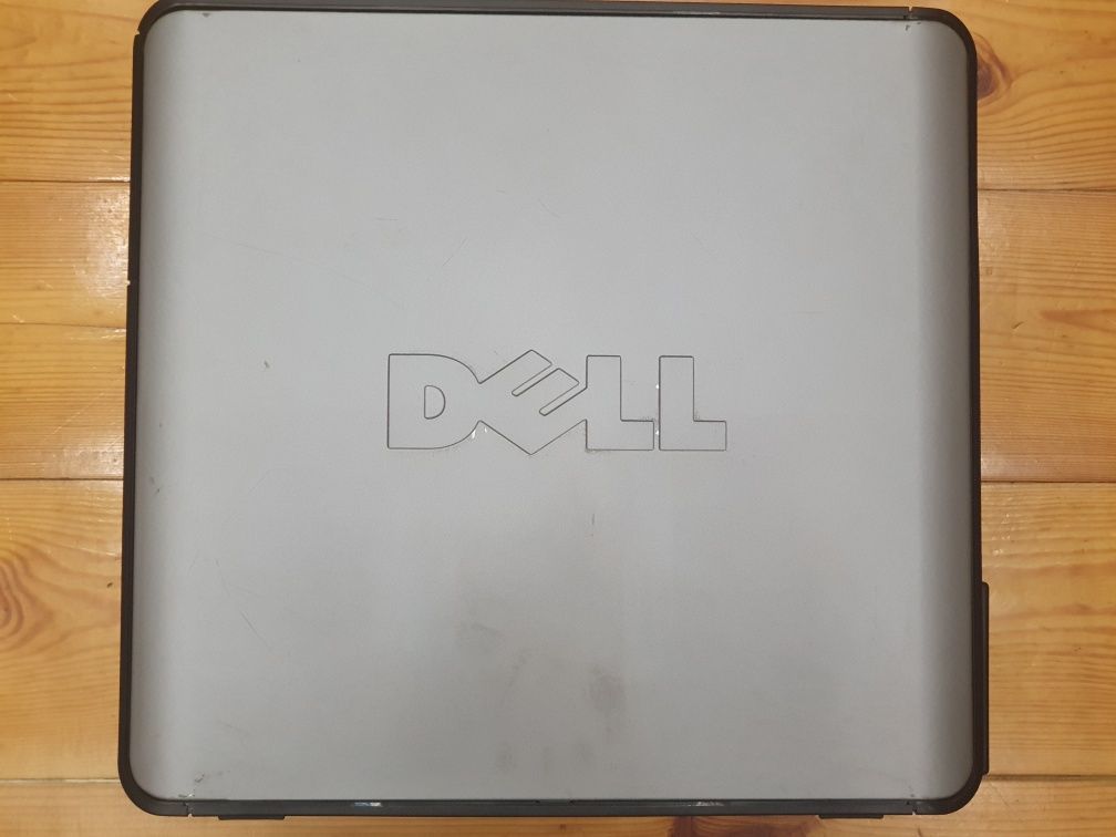 Komputer stacjonarny Dell, Intel Core 2 Duo, 4GB pamięci RAM,