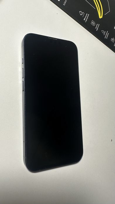 iPhone 13 Midnight 128GB super stan