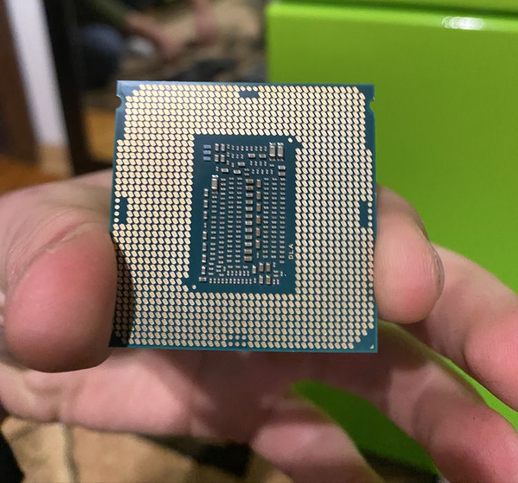 Продається комплект материнської плати, процесора, башні, озу