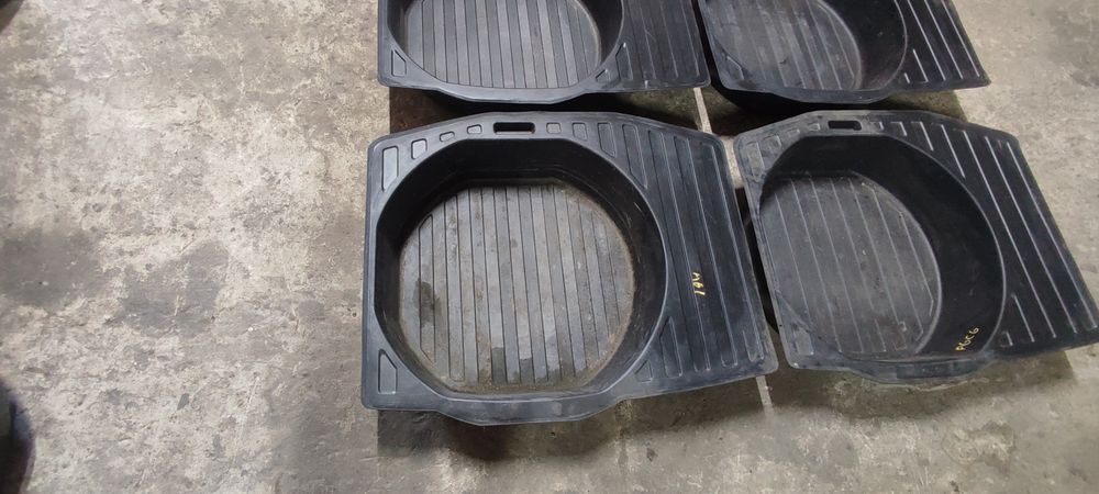 Ауді А6 С6 ванна в пол багажника ніша колеса корпус запаски Audi A6 C6