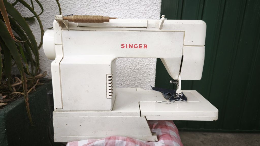 Singer máquina costura elétrica