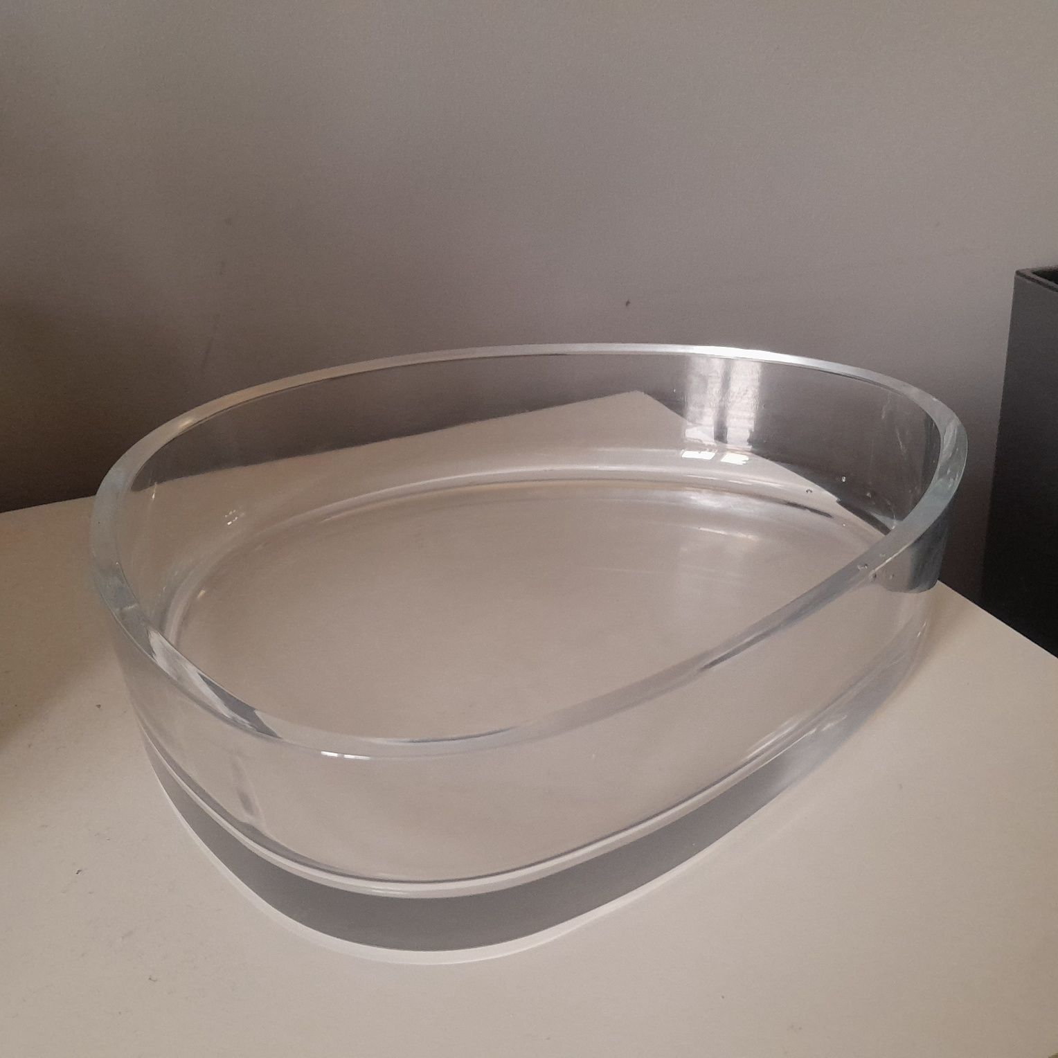 Szklane naczynie, miska dekoracja