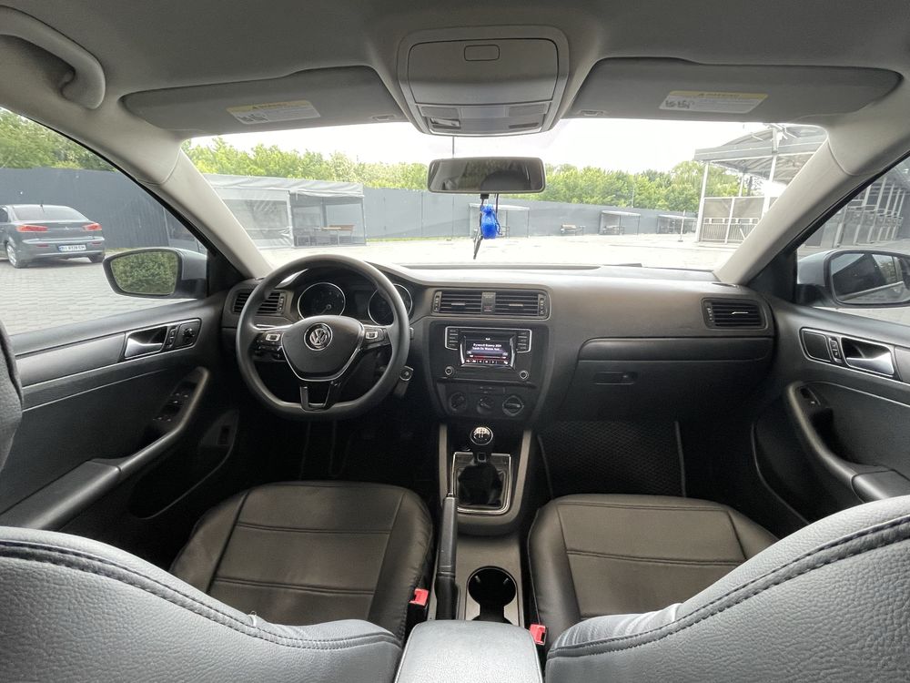 Volkswagen Jetta 2015р в відмінному стані