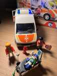 Karetka pogotowia playmobil 6685