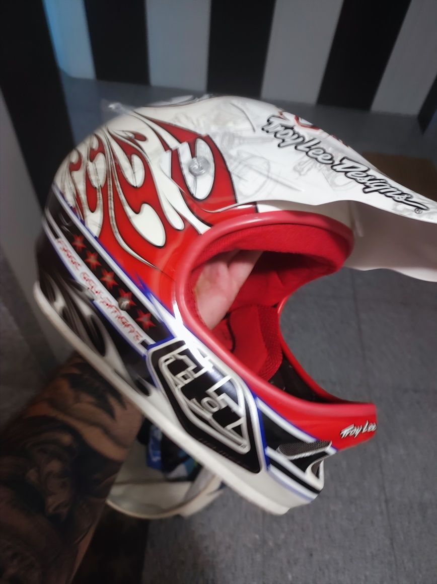 Capacete Troy Lee Designs