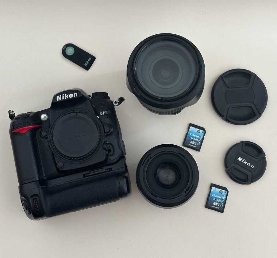 Nikon D7000 + Tamron 18mm-270mm + Nikkor DX 35mm