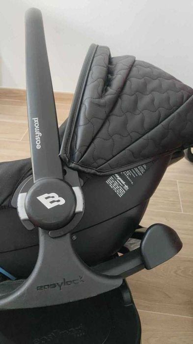 Babycoque BEBECAR - Ovinho + Base Auto - Como Novo!