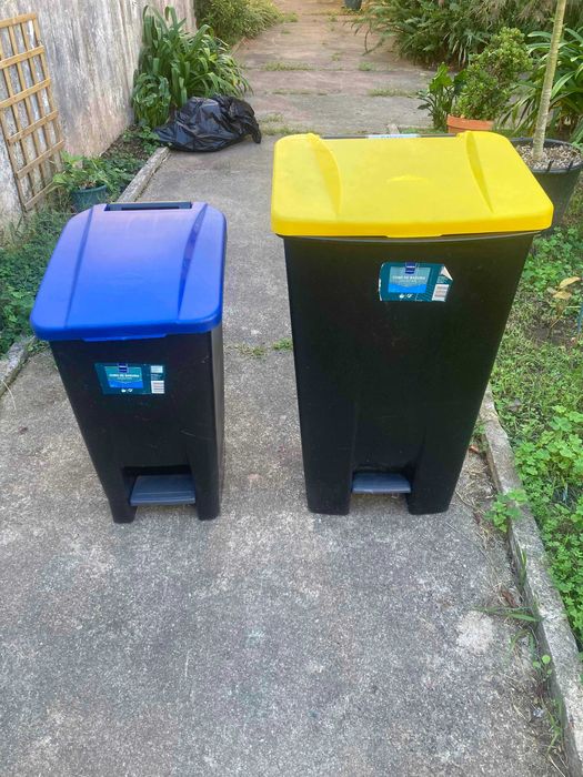 Baldes de Reciclagem Para Lixo Plástico e Papel