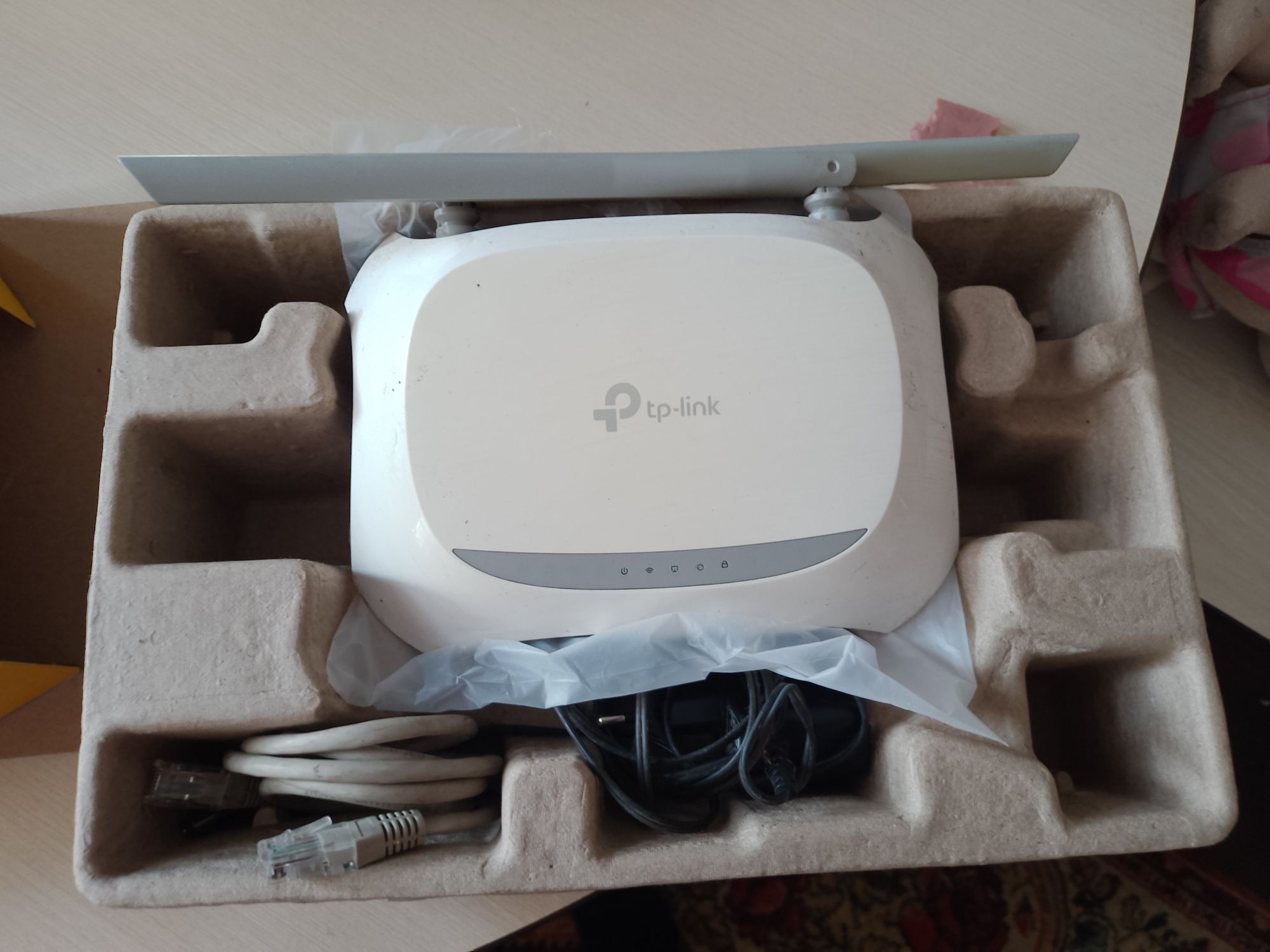 Wi-Fi роутер TP LINK N300