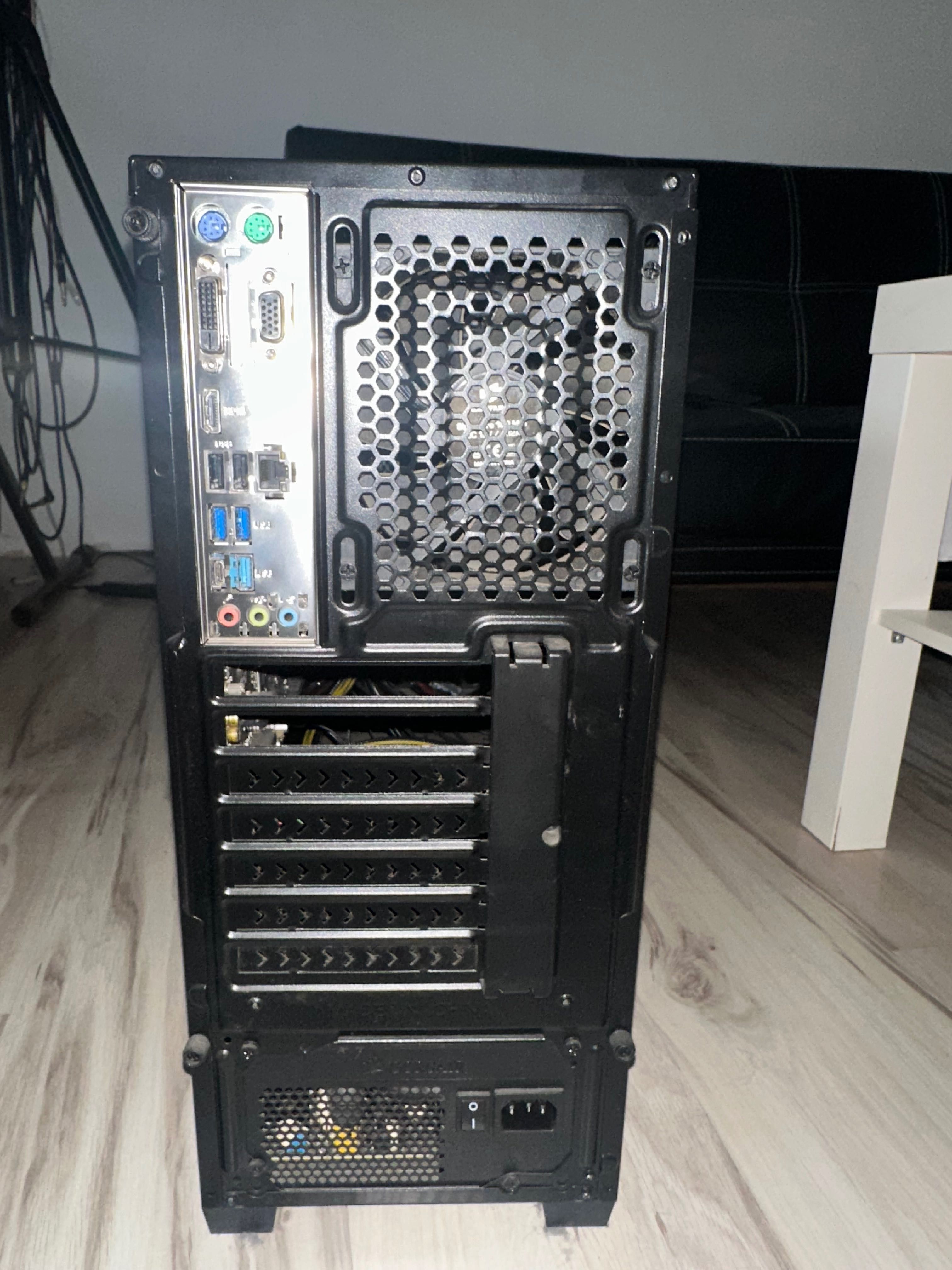 Komputer stacjonarny – i5-8400, 8GB RAM, Windows 10 Home