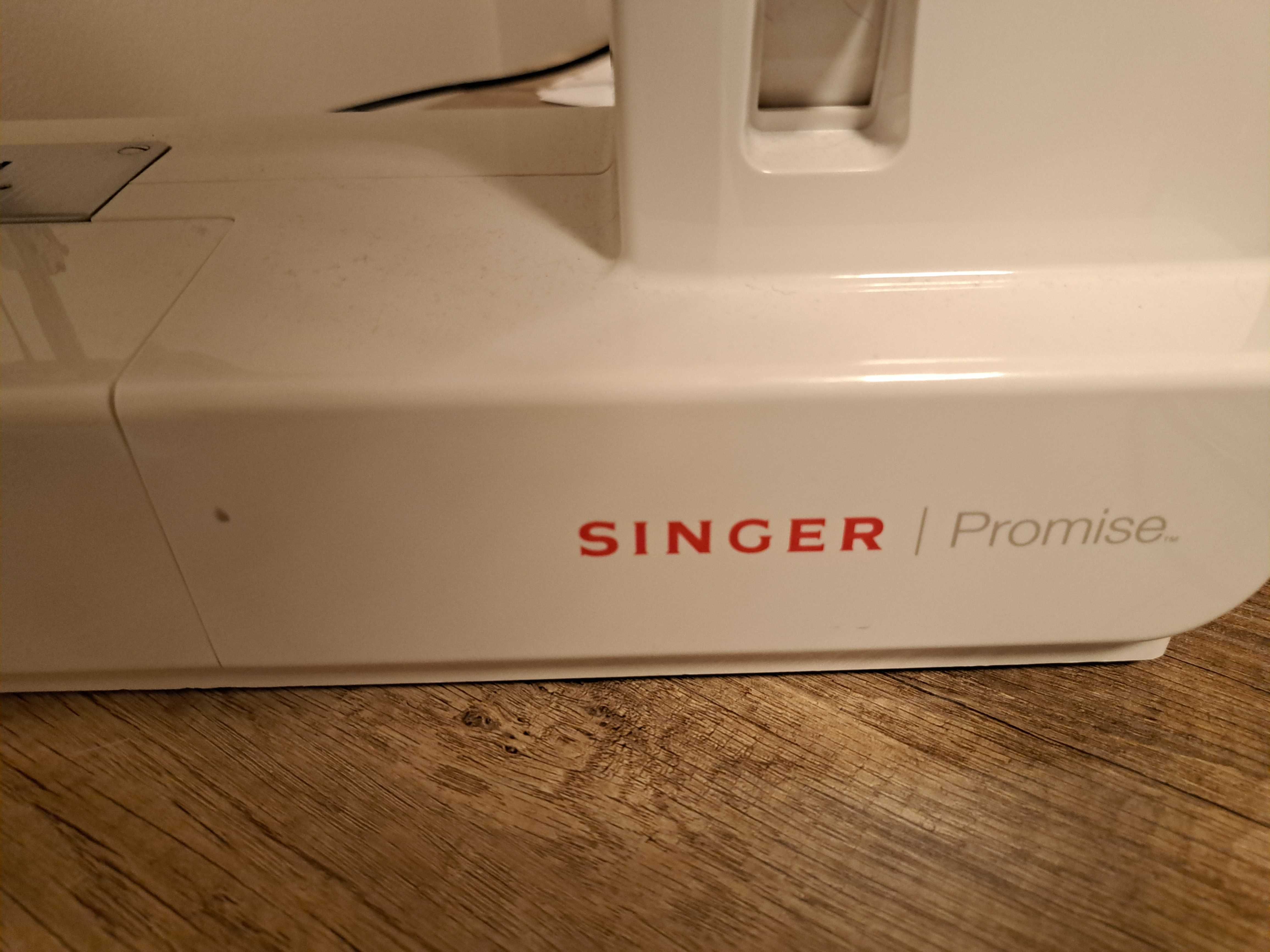 Maquina de costura Singer