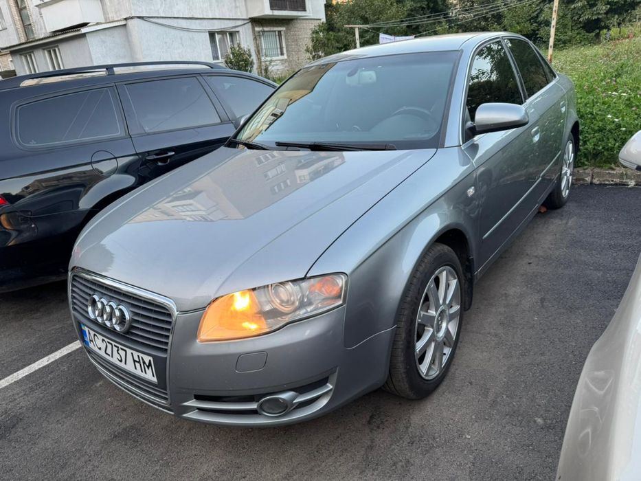 Продам АУДІ а4 б7  2005 рокк