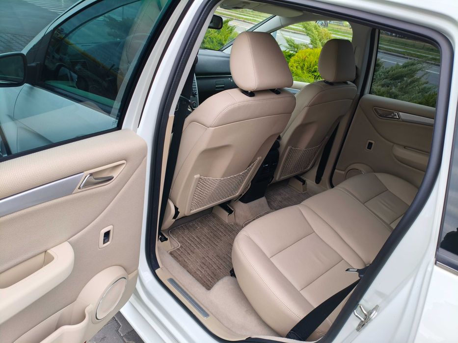 Продам Mercedes B-200 FULL!