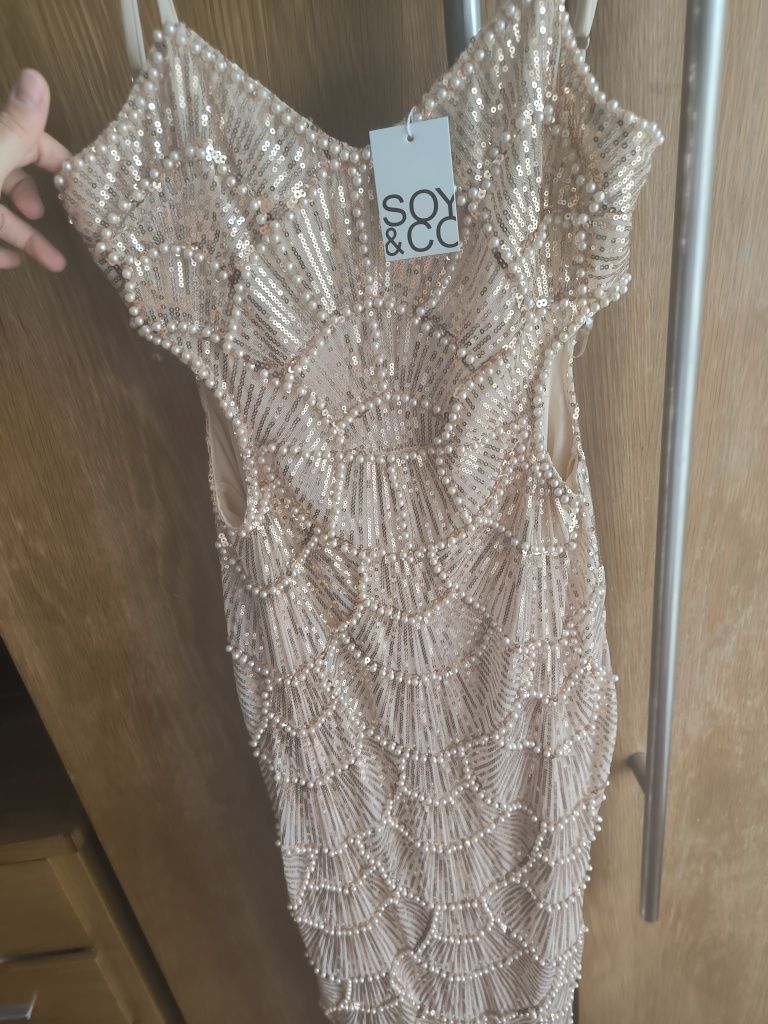 Vestido beje novo