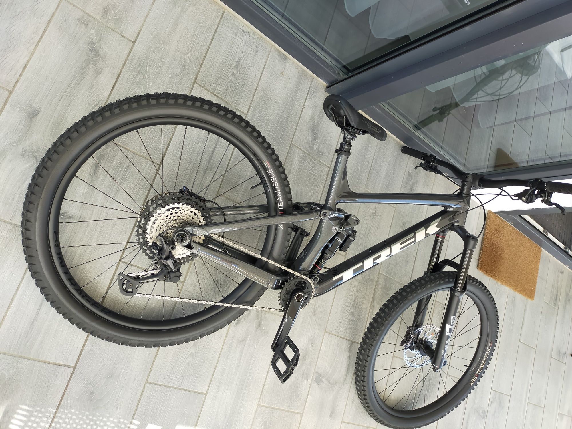 Trek remedy 8 jak nowy !