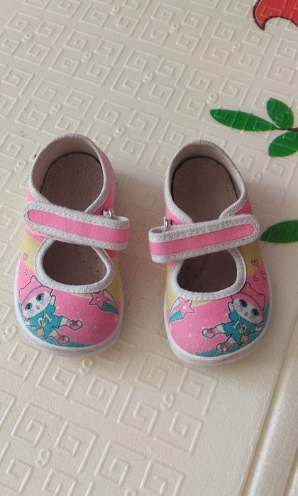 Тапочки. Взуття дитяче, тапки, капці, змінне взуття.