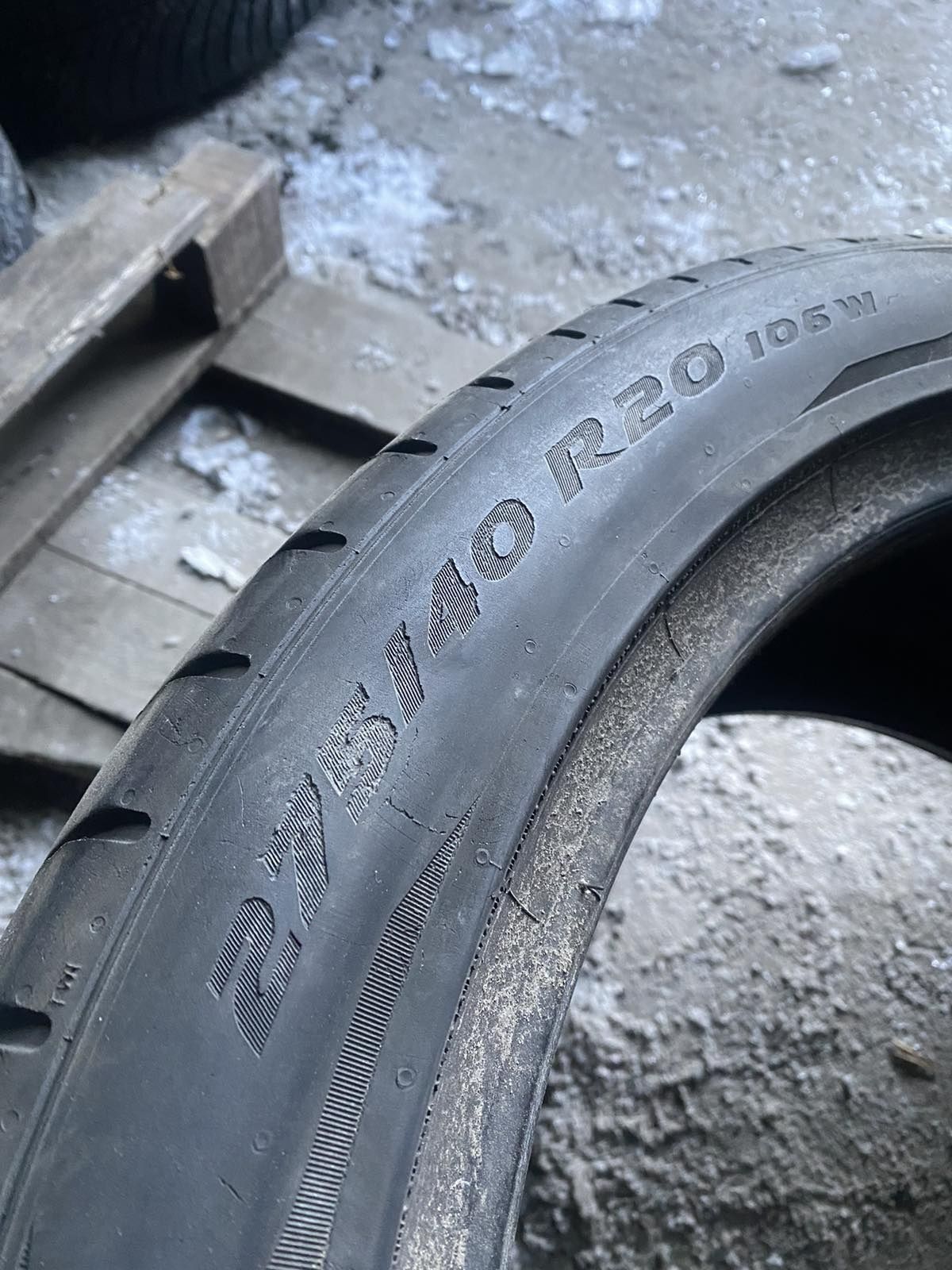 275.40.20 Pirelli 2шт лето БУ склад шины резина из Европы 40 R20 RFT