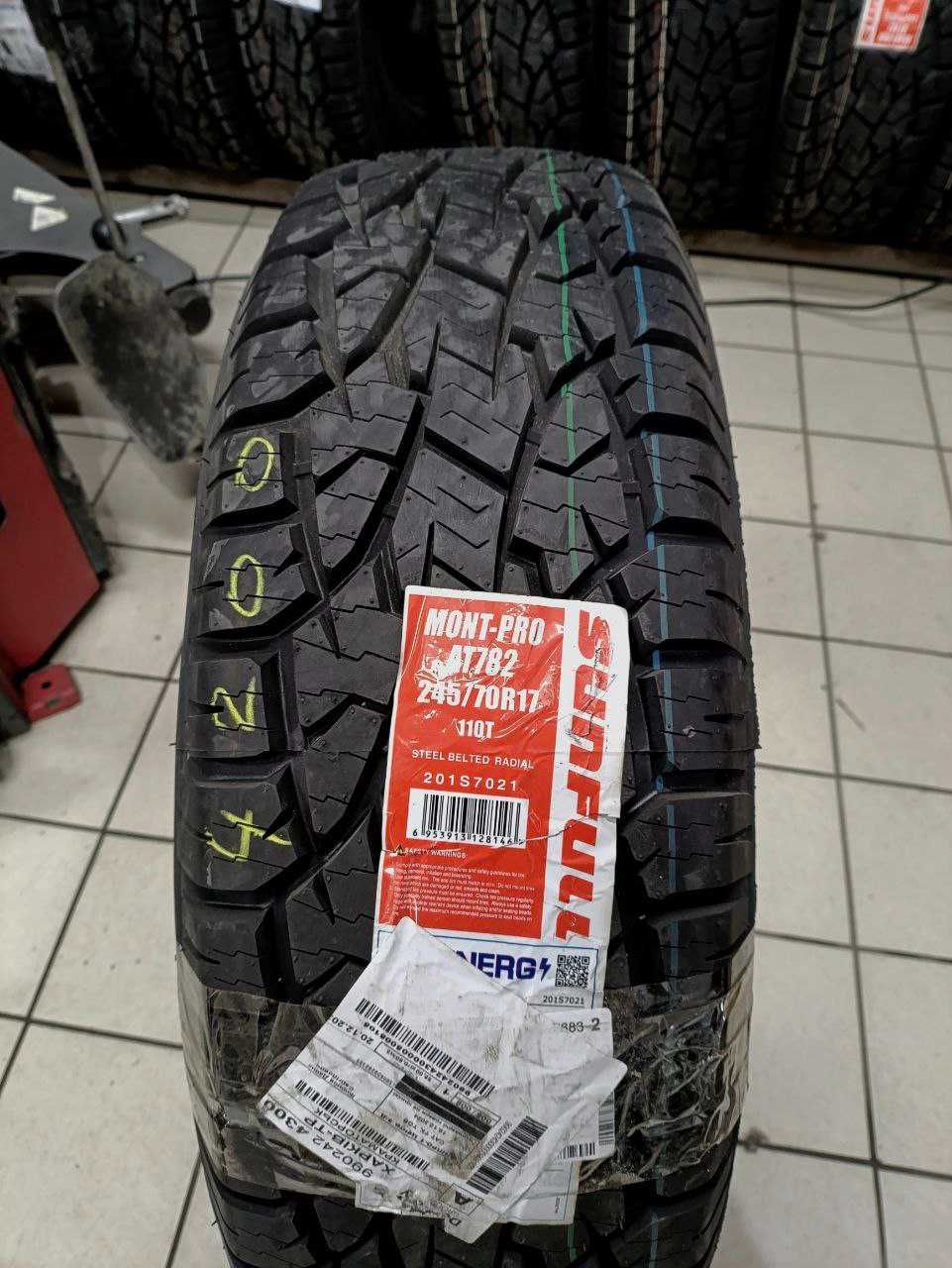 Нові шини 245/70R17 110T Sunfull Mont-pro AT782