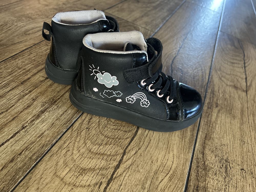 Bootki buty na wiosne trzewiki R27 CCC