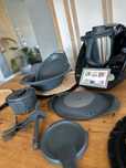 Thermomix TM6 Black Edition (użyty kilkanaście razy, nowe akcesoria)