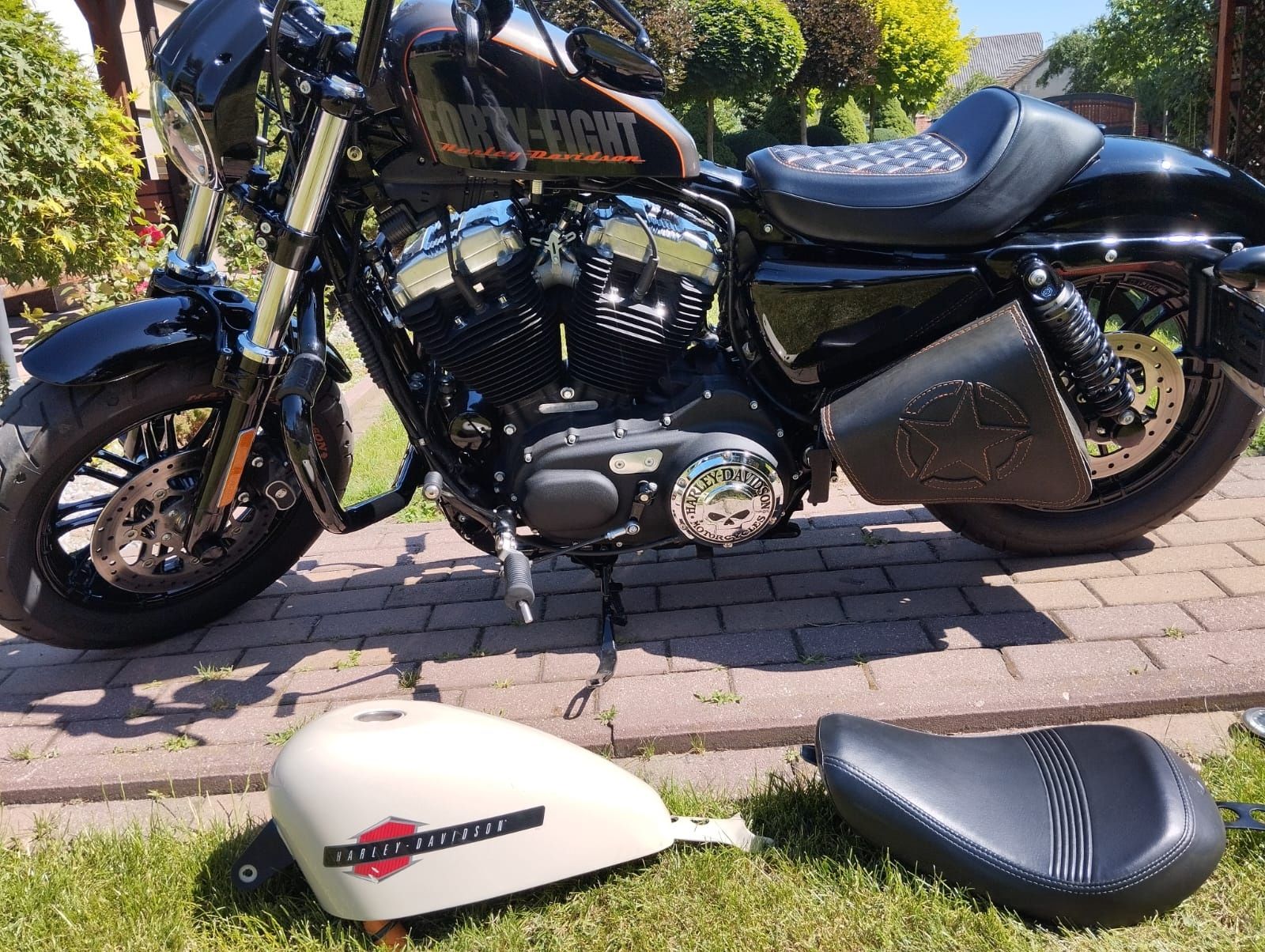 Harley Davidson Sportster 48 - Forty-Eight