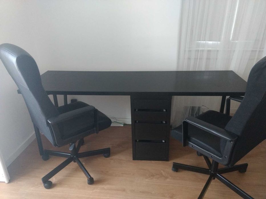 2 Cadeiras de escritório pretas / 2 black office chairs