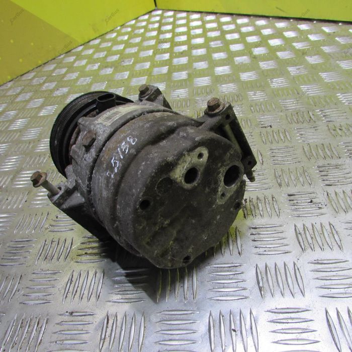 Компресор кондиціонера 2.5 Опель Віваро 2 Рено Мастер Master Vivaro