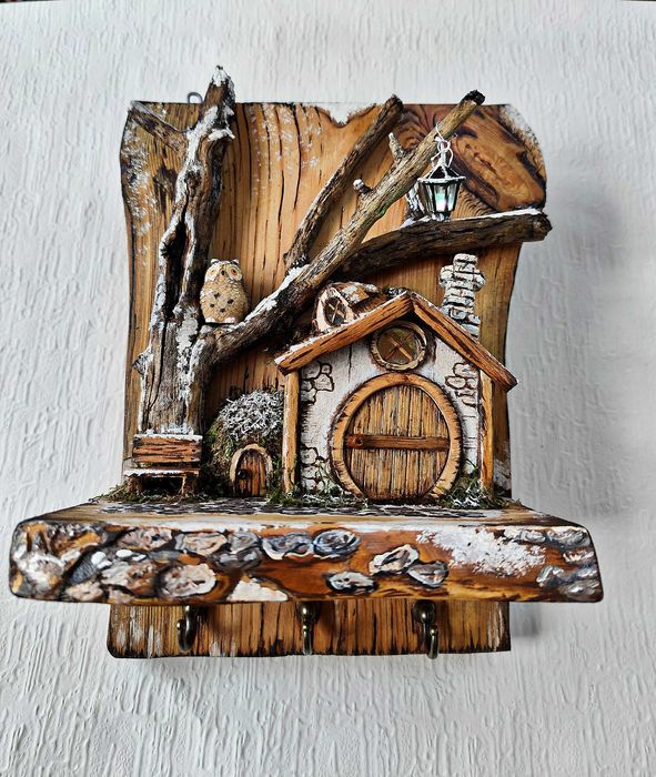 Ключниця сувенірна з деревини