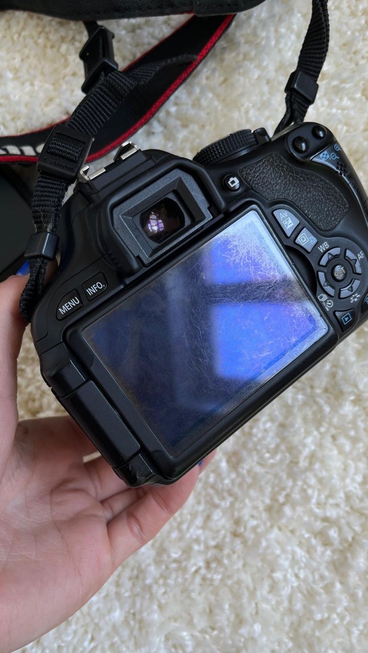 Продам Canon eos 600D