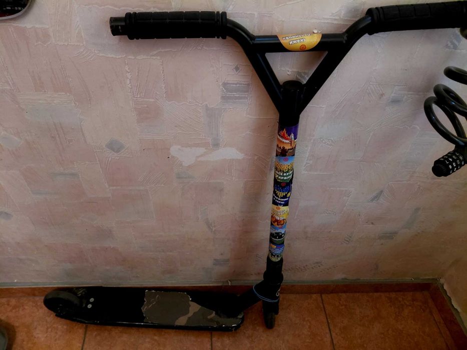 Трюковий самокат