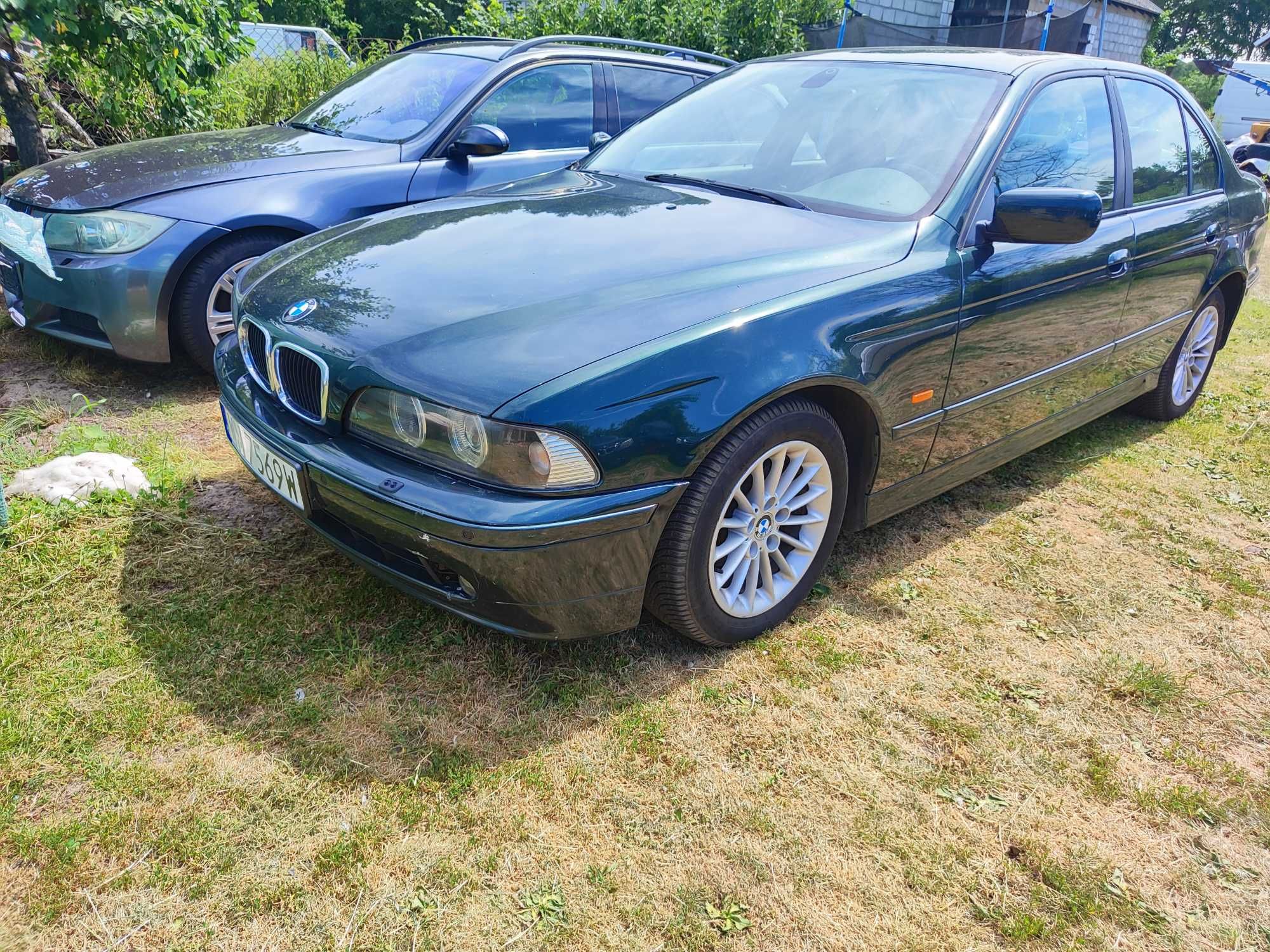 BMW E39 520 2.2 bezyna