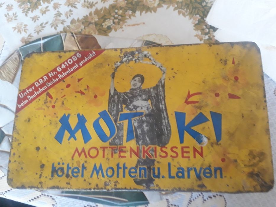 Stara puszka Art Deco Motki ok.1935 r.