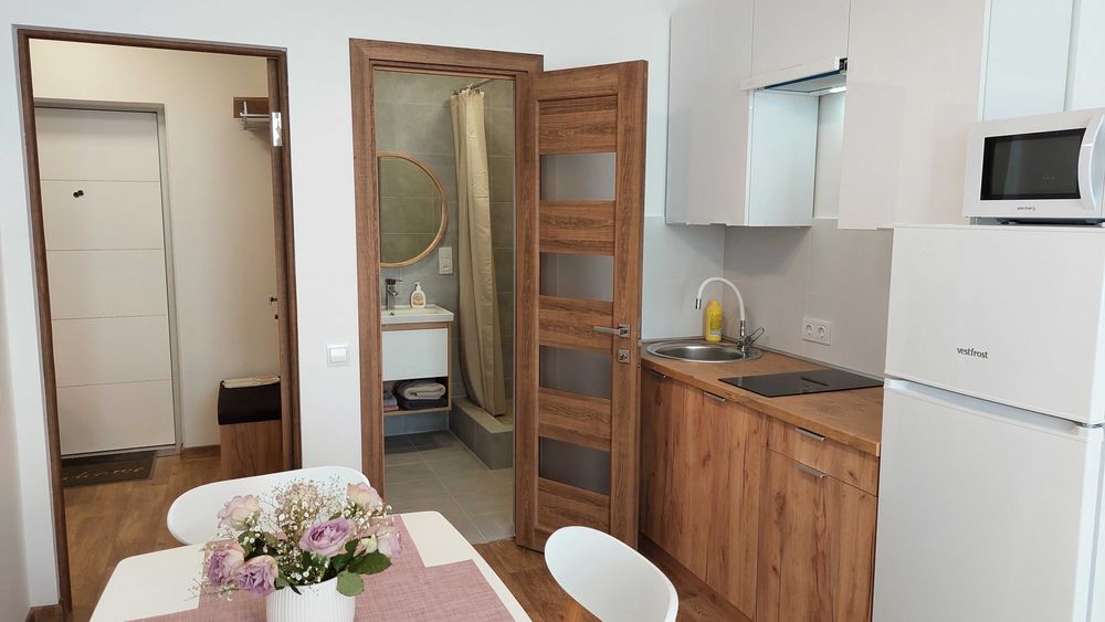 Нові апартаменти 2-к Центр Парковка Квартира подобово Family Estate