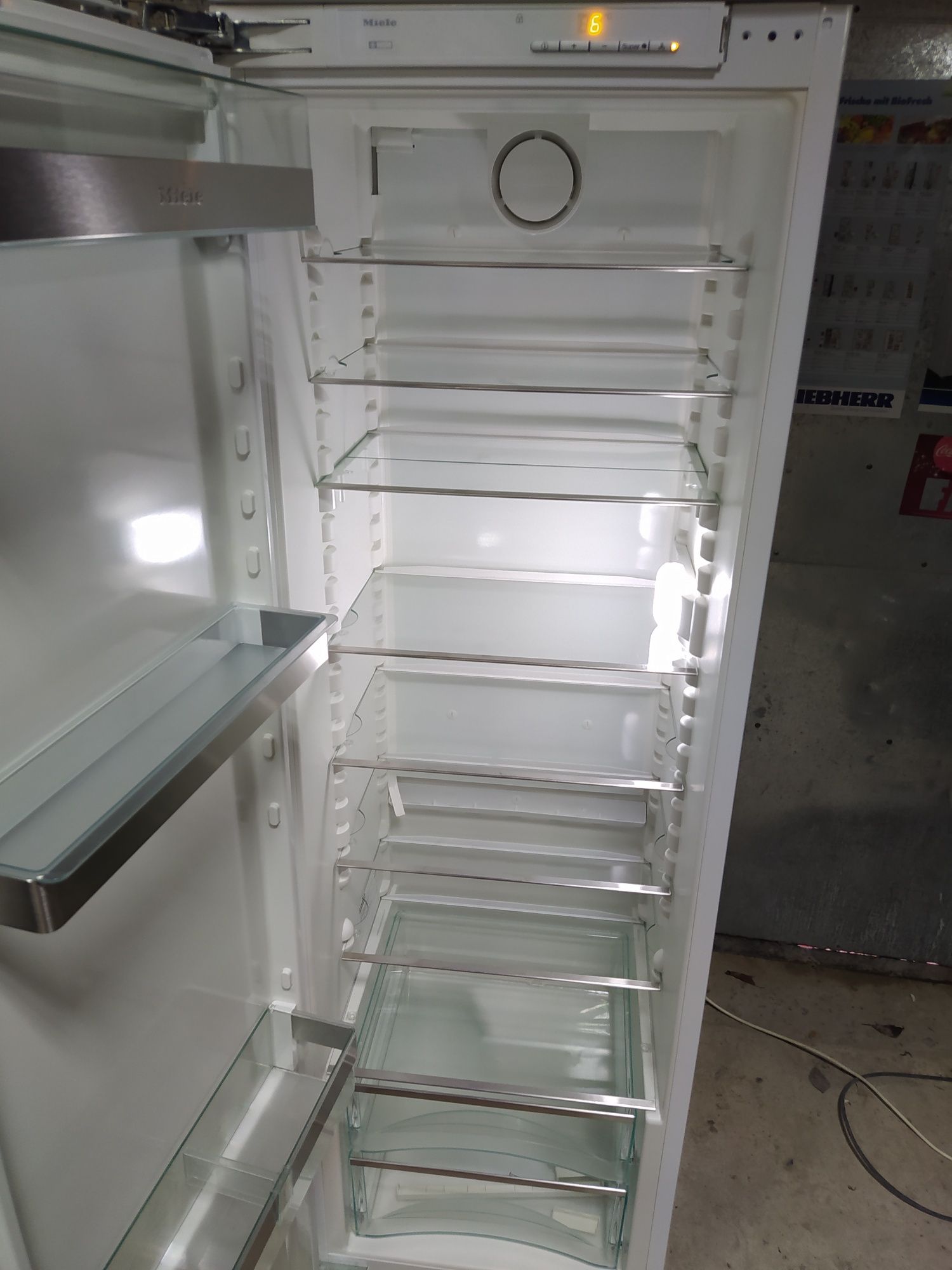Холодильна камера Miele K 9752 ID