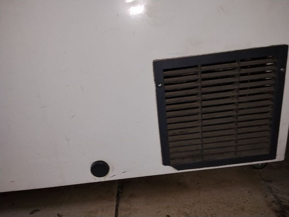 Морозильна ларь на 300 л