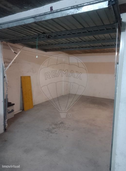 Garagem  para arrendamento