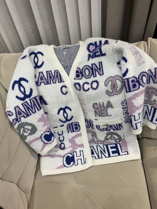 Swetrer kardigan chanel miesisty cieply
