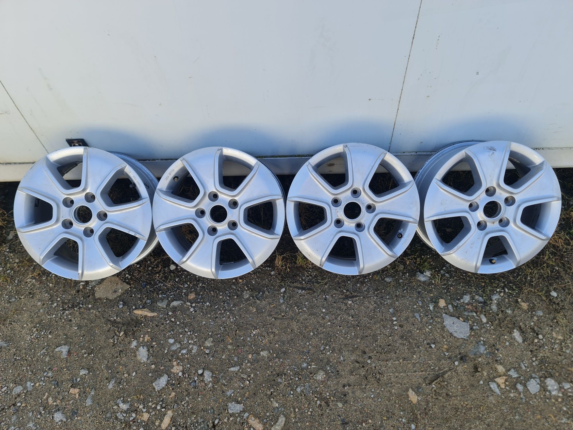 Alufelgi Vw Amarok 16' . Orginalne 5x120 .
