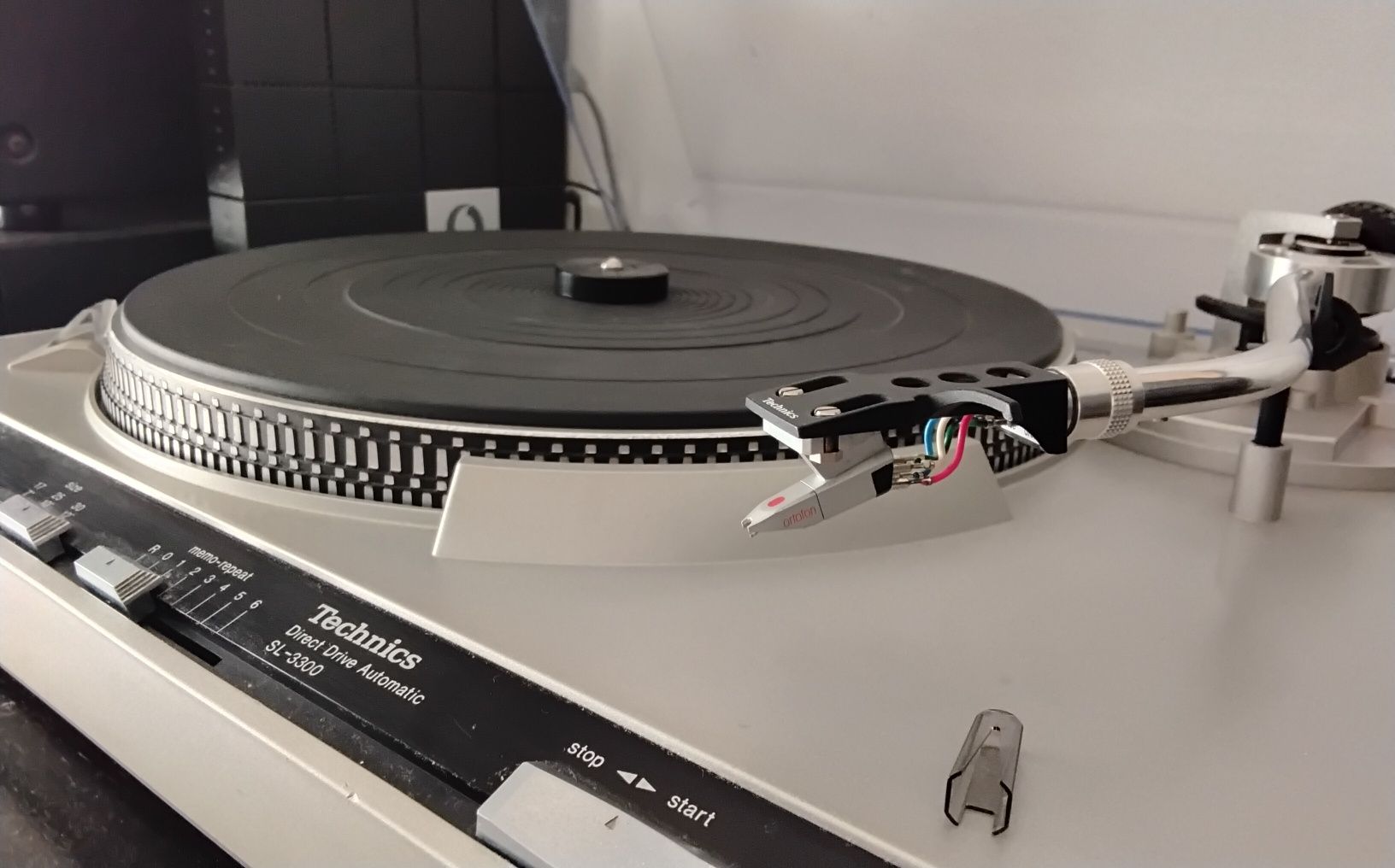 Technics SL-3300 direct drive automatic giradisco