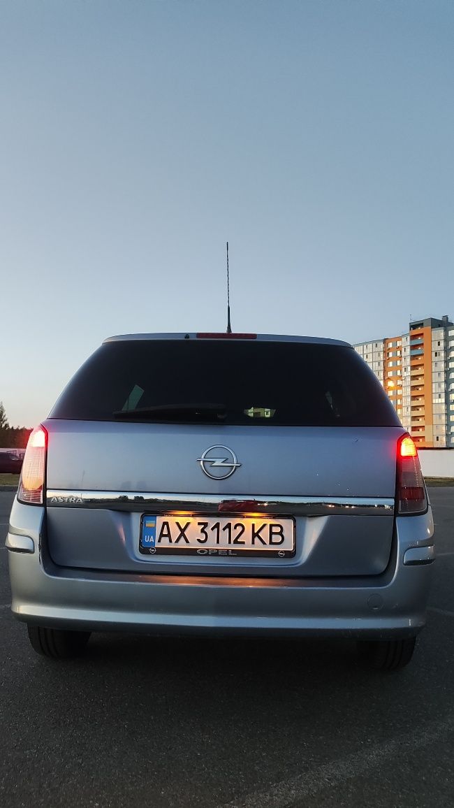 Opel Astra H продам Опель Астра