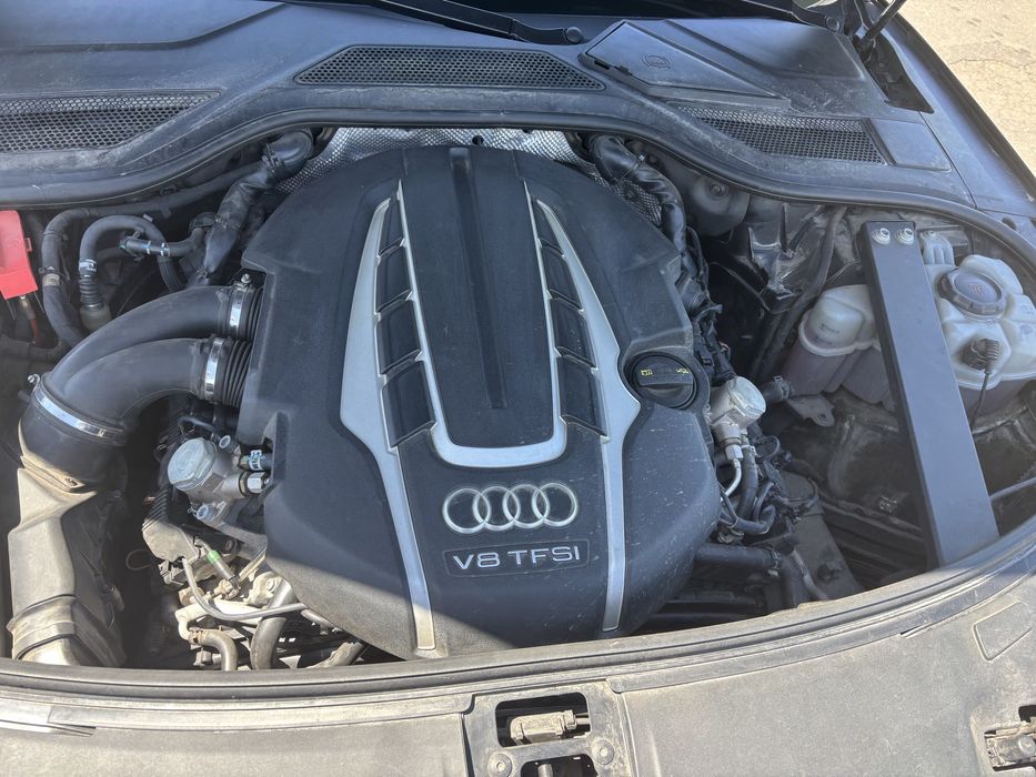 Продам Ауді А8 long