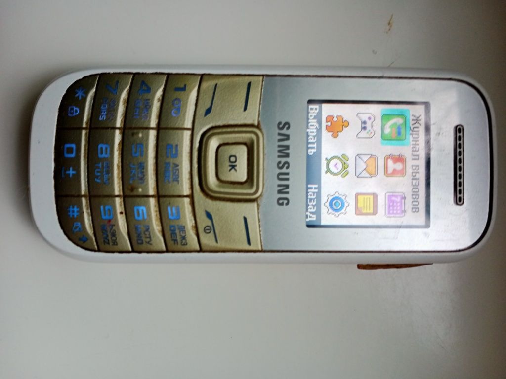 Телефона  два Samsung