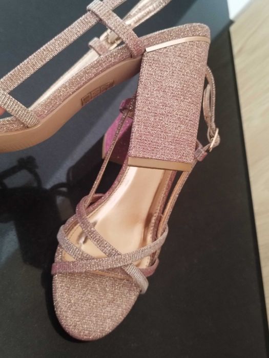 Sandália salto alto Glitter